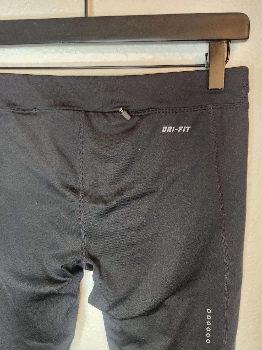 Nike Dri-FIT cropped running leggings running dri fit size M